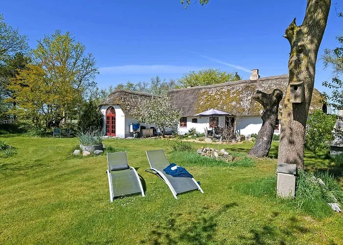 C11672-hemmet-lerpotvej-1 * Hemmet